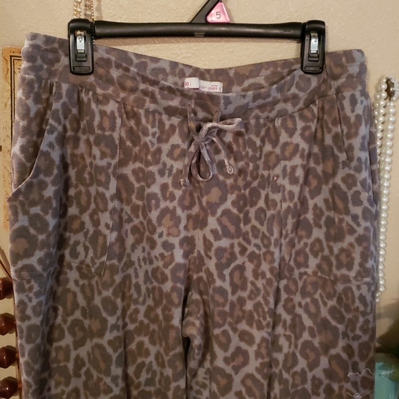 SO Soft Jogger Mid Rise Size XL - Picture 2 of 5